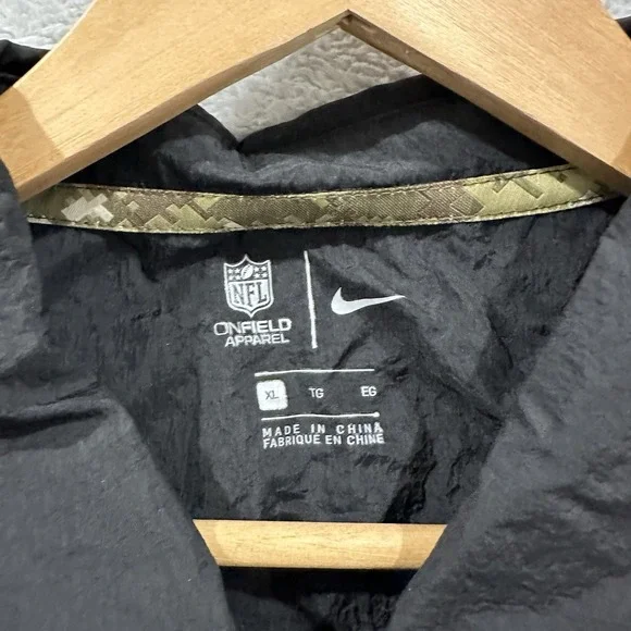 NFL Nike On Field Seahawks Full Zip Windbreaker Jacket Men XL Black
